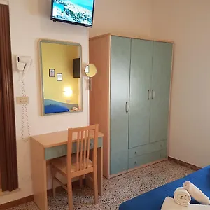 https://hotel-villa-ersilia-rimini.riccione-hotels.org